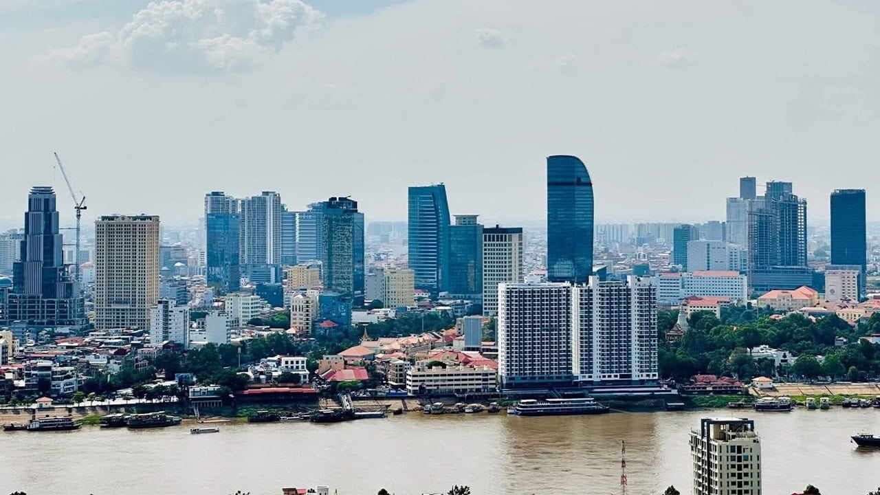 ADB Lowers Cambodia's 2026 Growth Outlook to 3.9% as Tourism Weakens