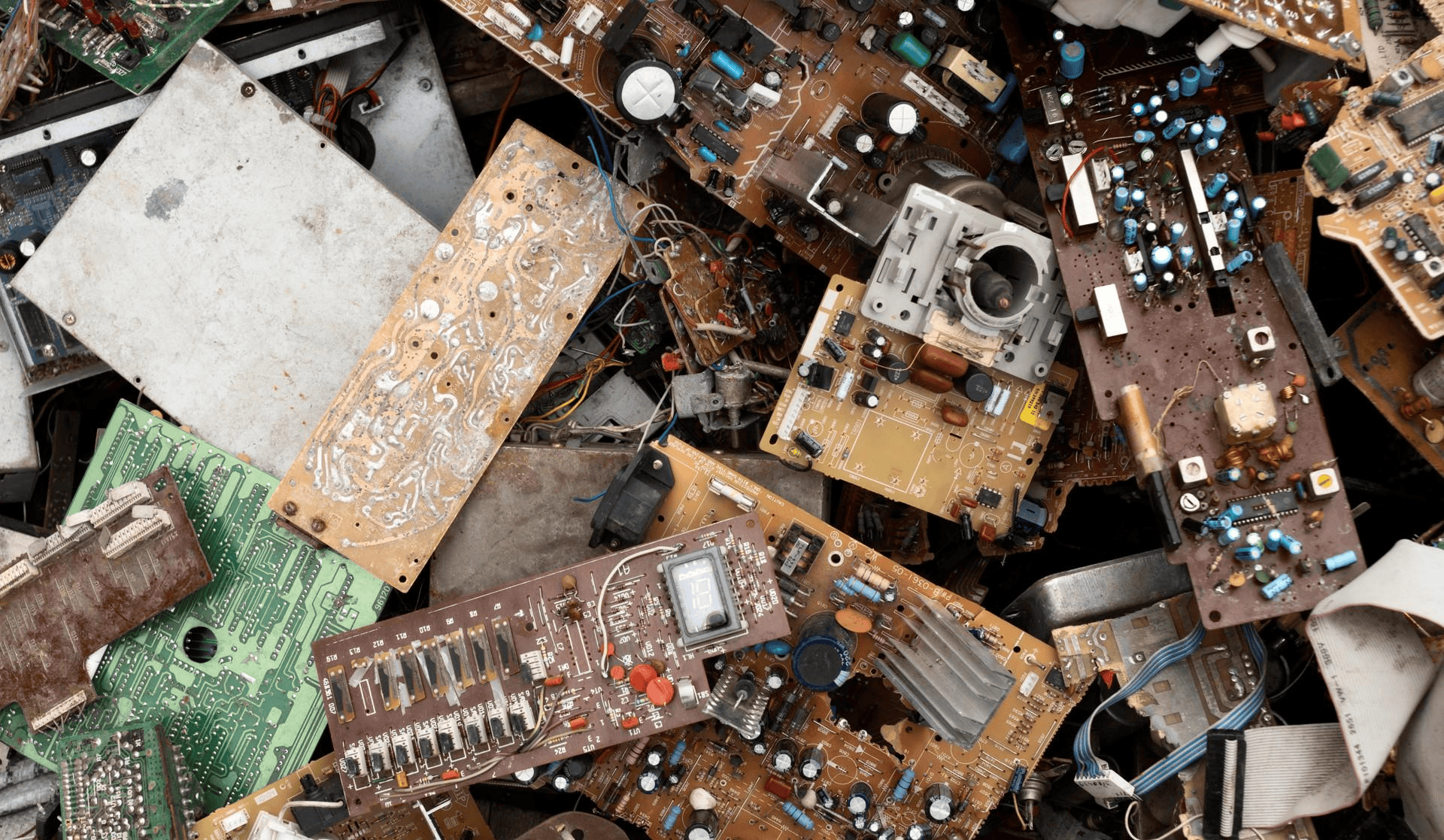 Cambodia and UNDP Team Up to Overhaul E-Waste Handling and Lower Emissions
