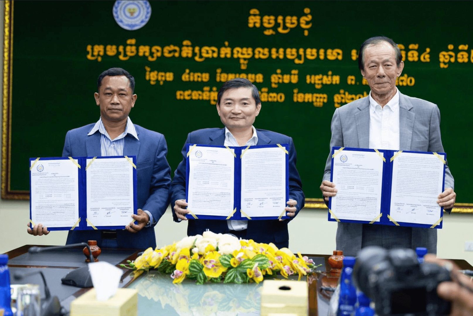 Cambodia's Minimum Factory Wage Set to Rise to $212 in 2027 After Prime Minister's Intervention